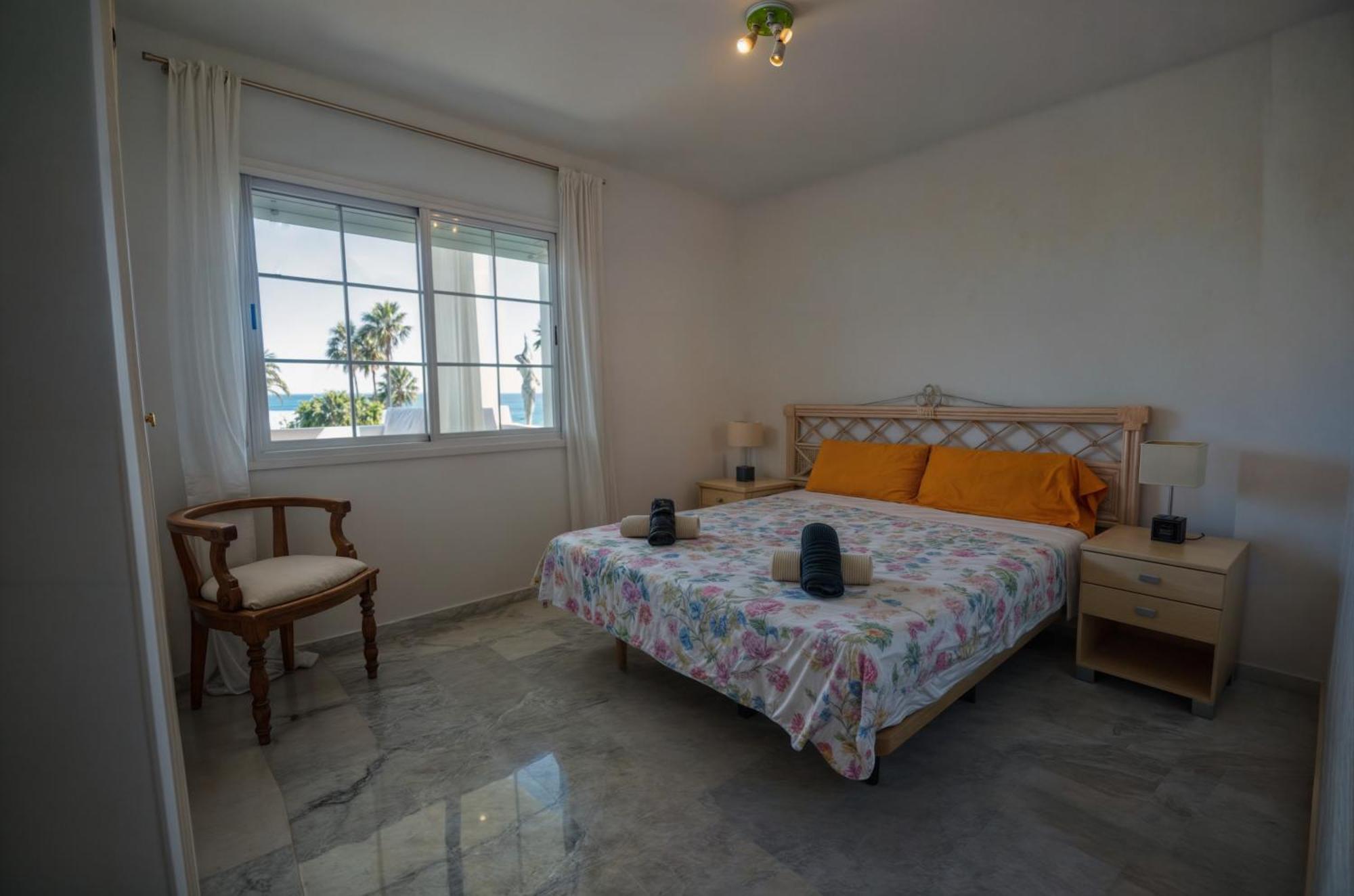 Apartamento Pilar Marbella Bagian luar foto