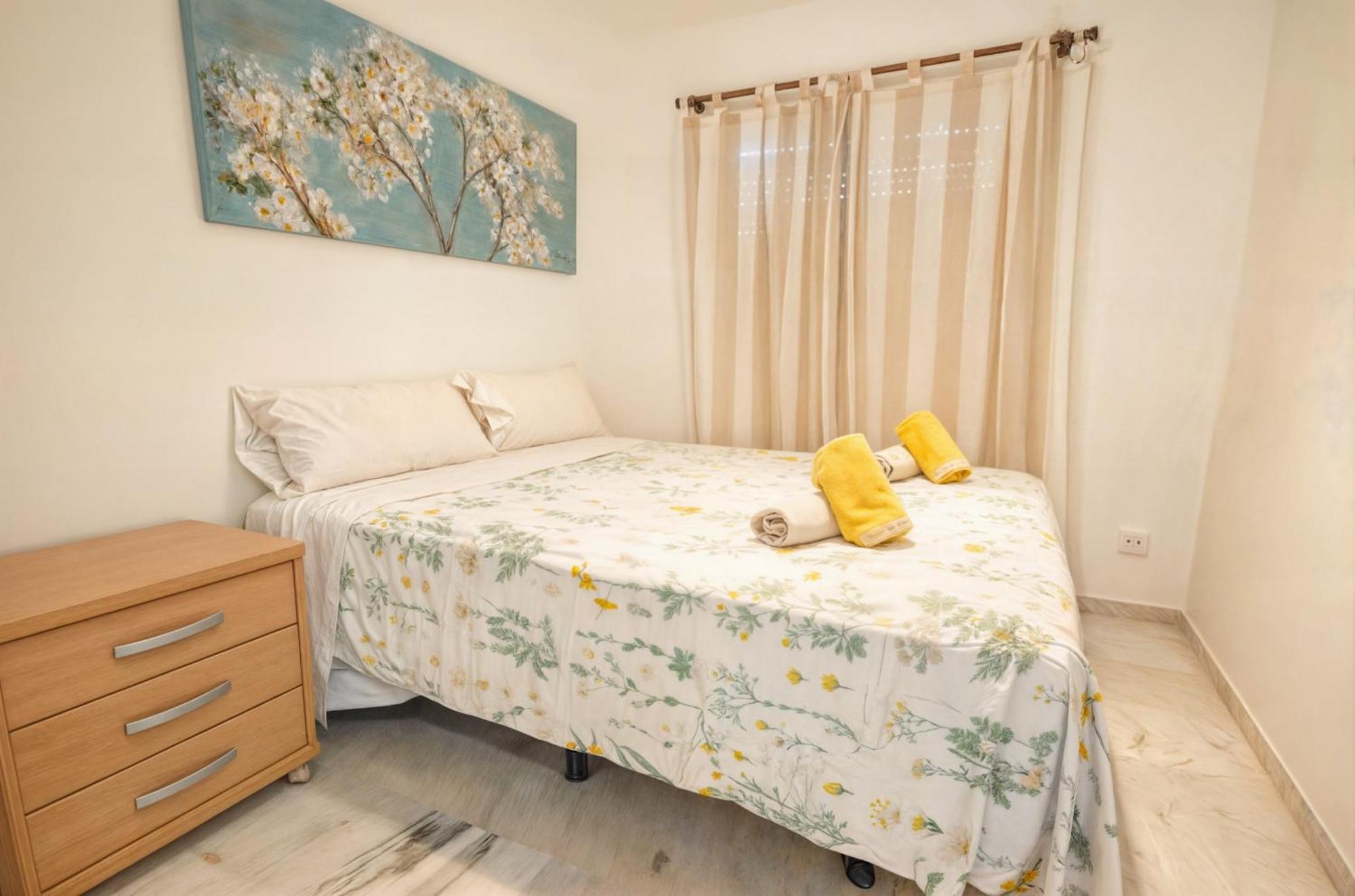 Apartamento Pilar Marbella Bagian luar foto