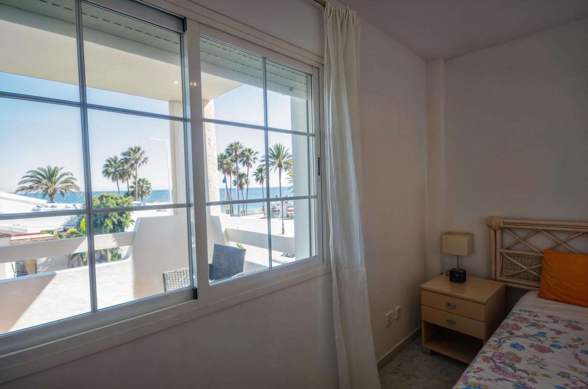 Apartamento Pilar Marbella Bagian luar foto