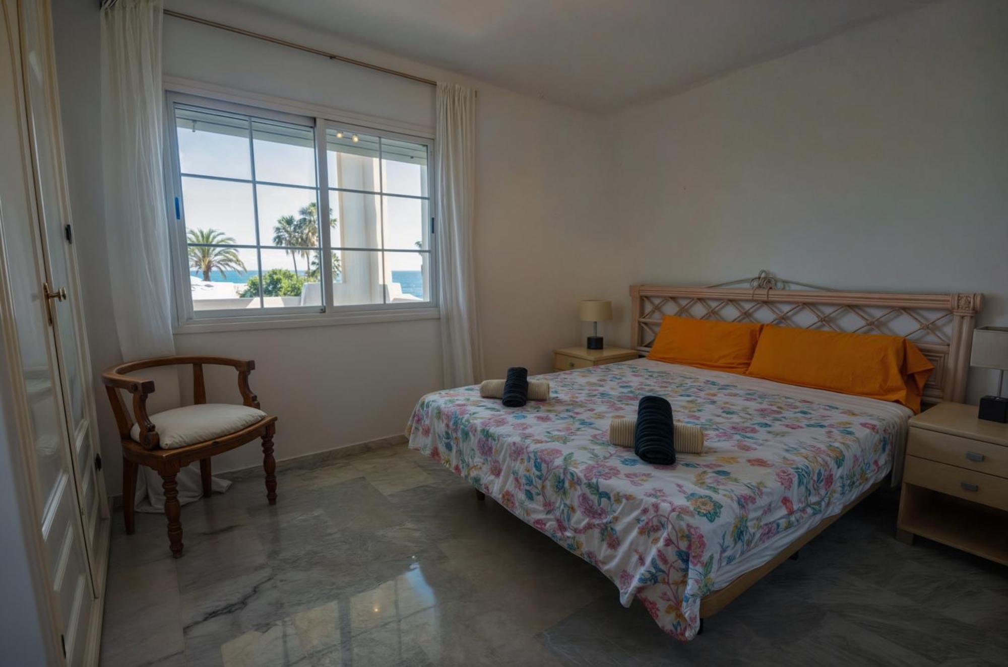 Apartamento Pilar Marbella Bagian luar foto