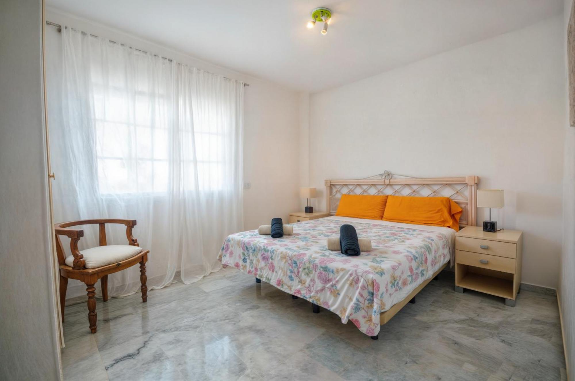 Apartamento Pilar Marbella Bagian luar foto