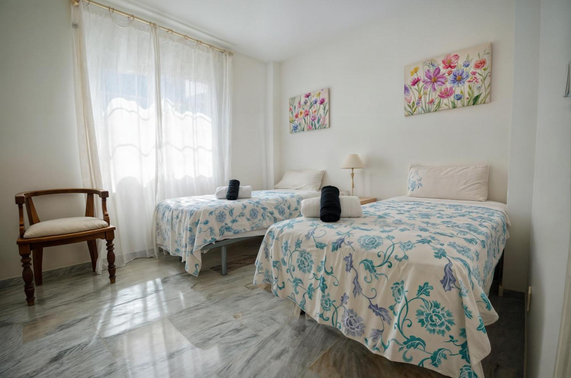 Apartamento Pilar Marbella Bagian luar foto